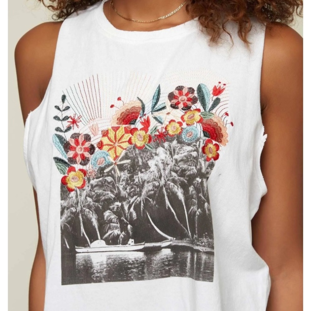 O'Neill White Sleeveless Graphic Top